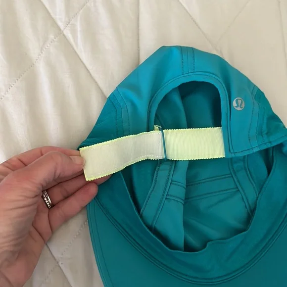 Lululemon Sun Chaser Run Hat in Surge - turquoise - Picture 3 of 15